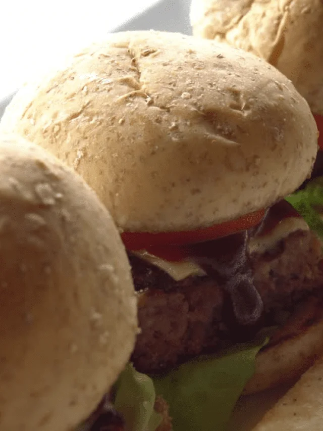Burger King é condenado por fornecer comida vencida a funcionário (Copia)